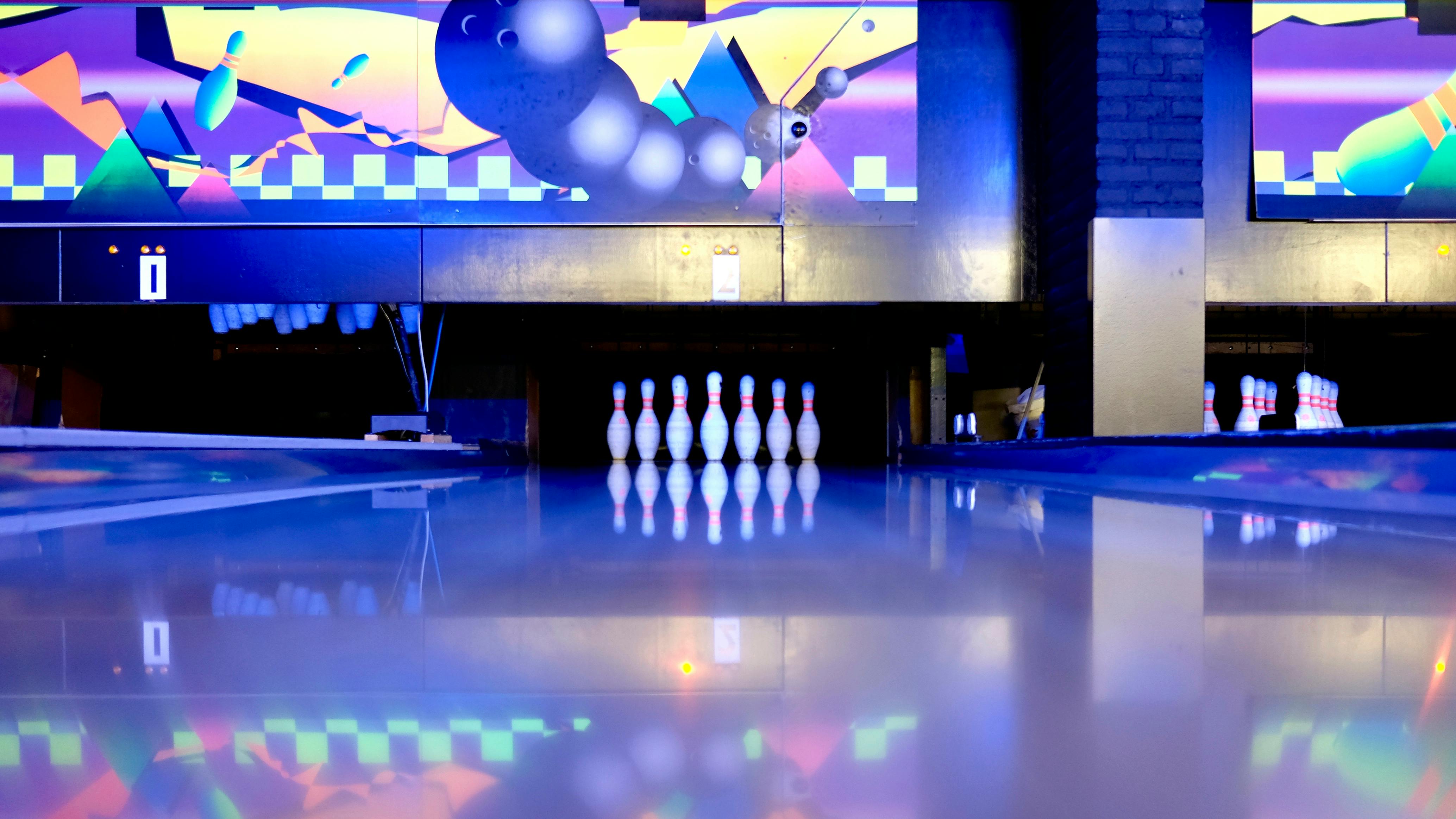 AI receptionist for Bowling Alley